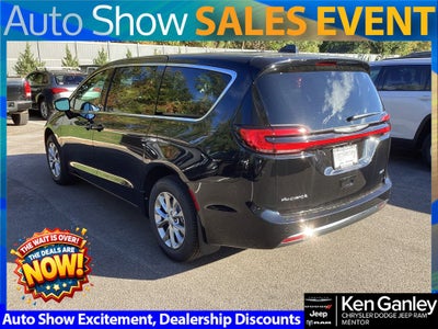 2026 Chrysler Pacifica PACIFICA SELECT AWD