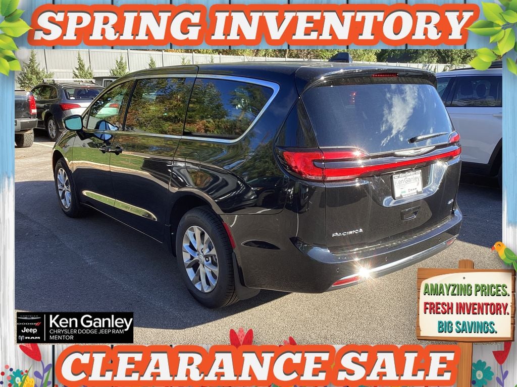 2026 Chrysler Pacifica PACIFICA SELECT AWD
