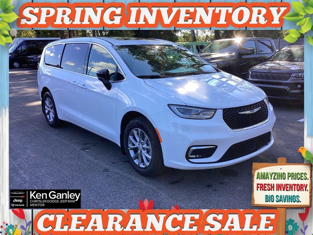 2026 Chrysler Pacifica PACIFICA SELECT AWD
