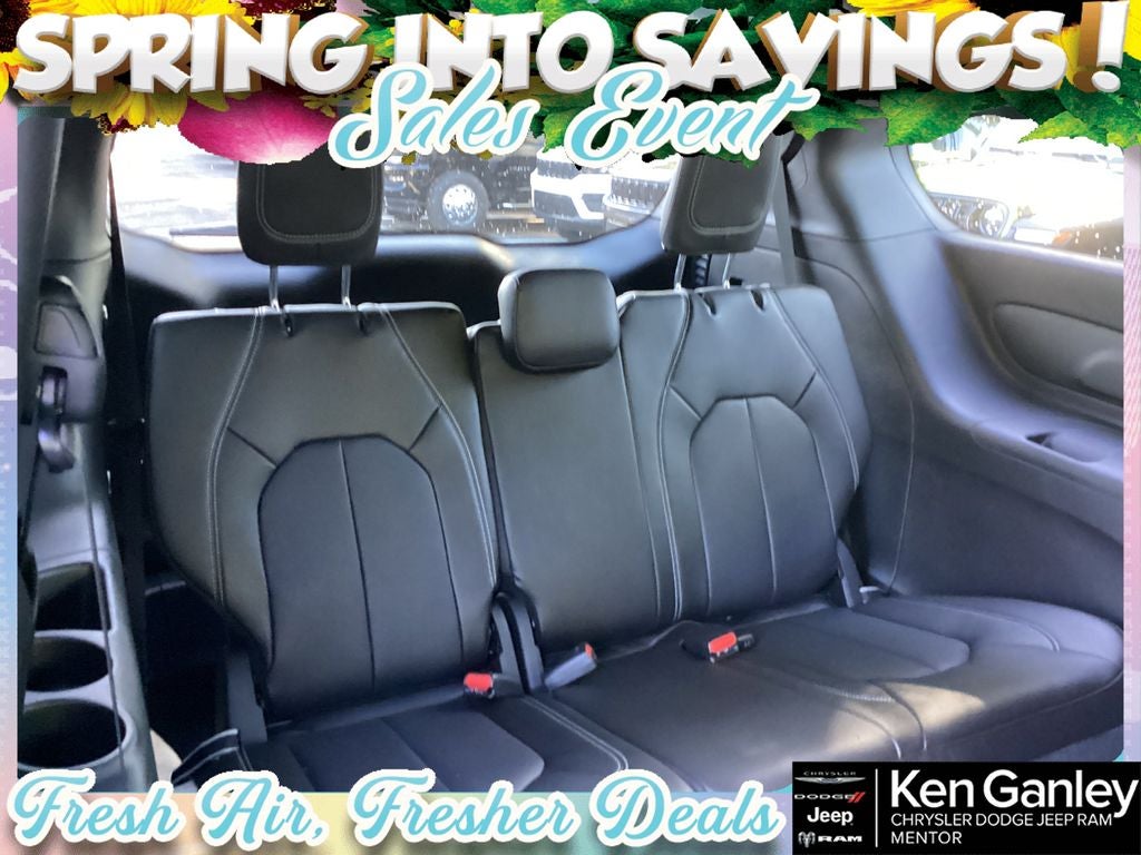 2026 Chrysler Pacifica PACIFICA SELECT AWD