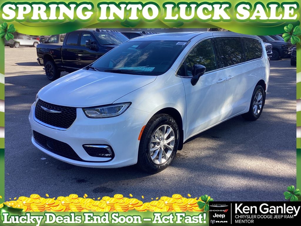 2026 Chrysler Pacifica PACIFICA SELECT AWD