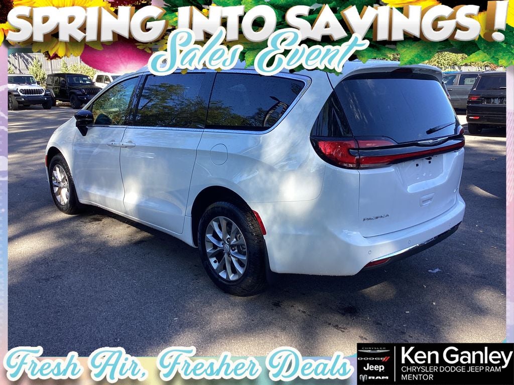 2026 Chrysler Pacifica PACIFICA SELECT AWD