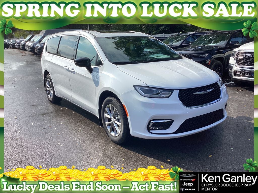 2026 Chrysler Pacifica PACIFICA SELECT AWD