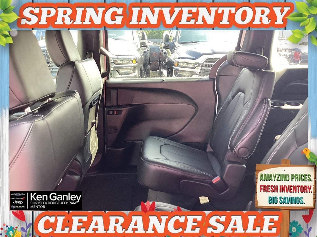 2026 Chrysler Pacifica PACIFICA SELECT AWD