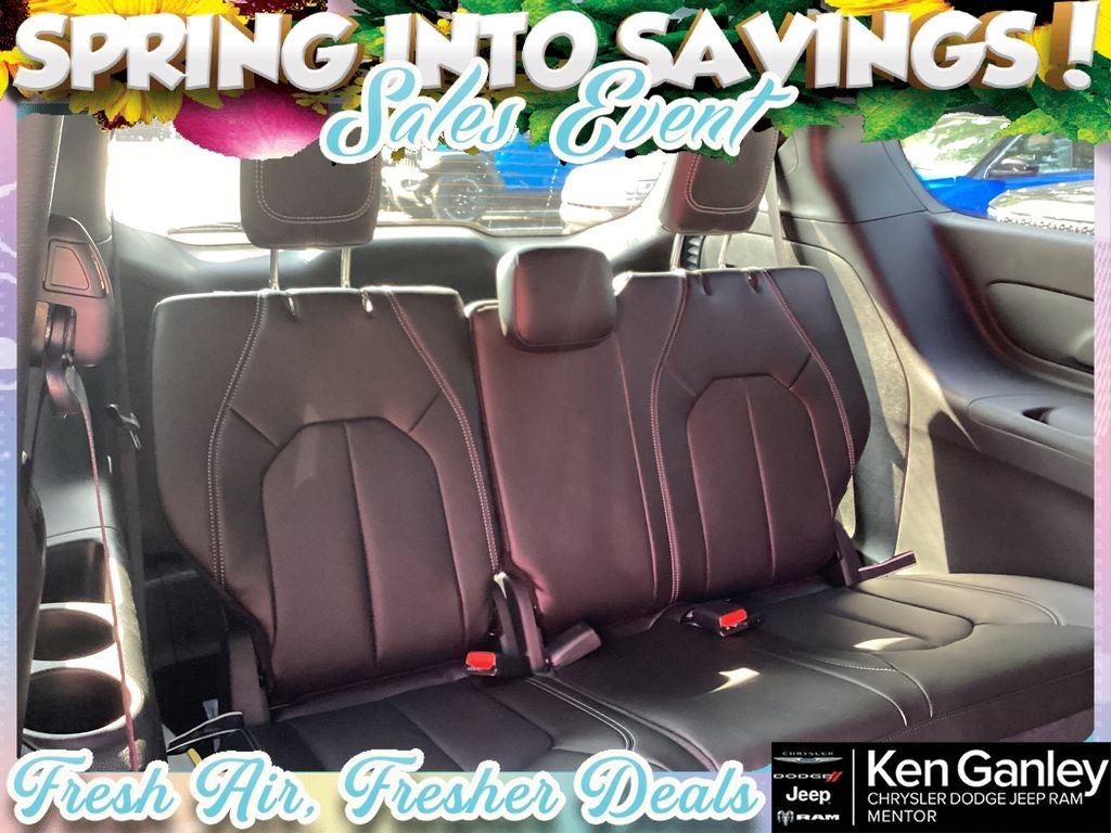 2026 Chrysler Pacifica PACIFICA SELECT AWD