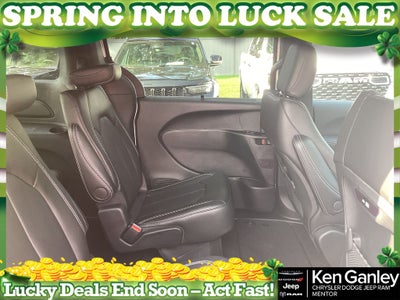 2026 Chrysler Pacifica PACIFICA SELECT AWD