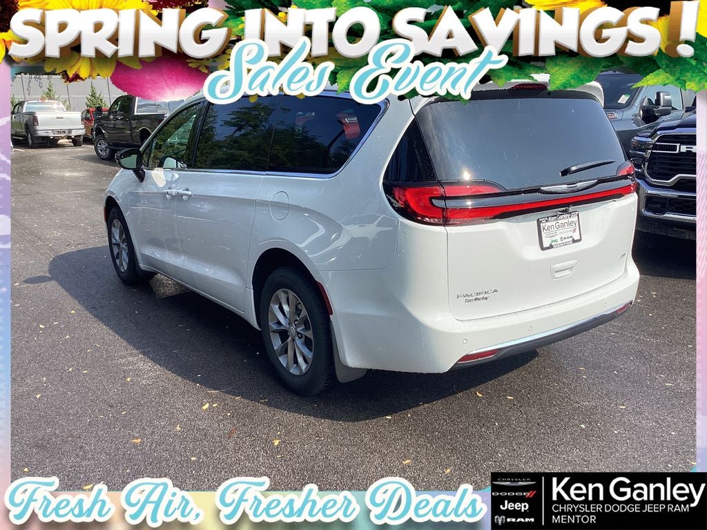 2026 Chrysler Pacifica PACIFICA SELECT AWD