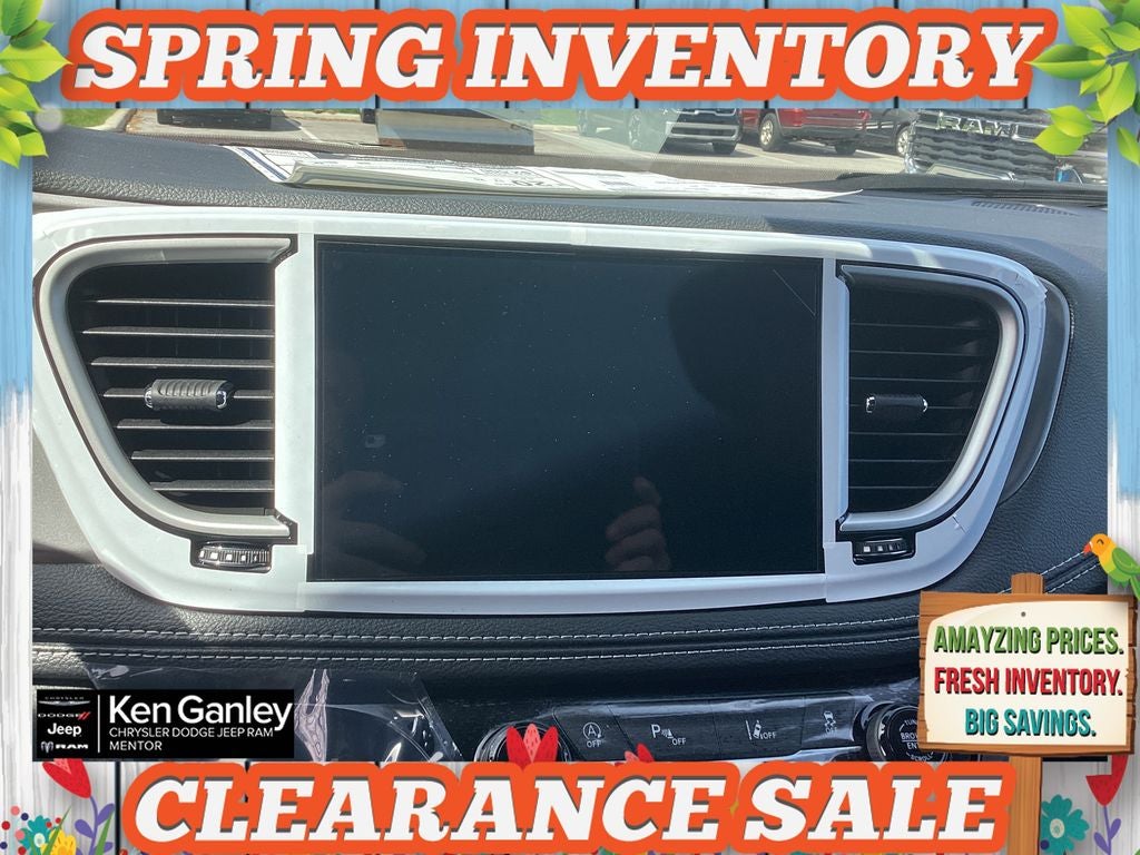 2026 Chrysler Pacifica PACIFICA SELECT AWD