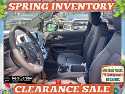 2026 Chrysler Pacifica PACIFICA SELECT AWD