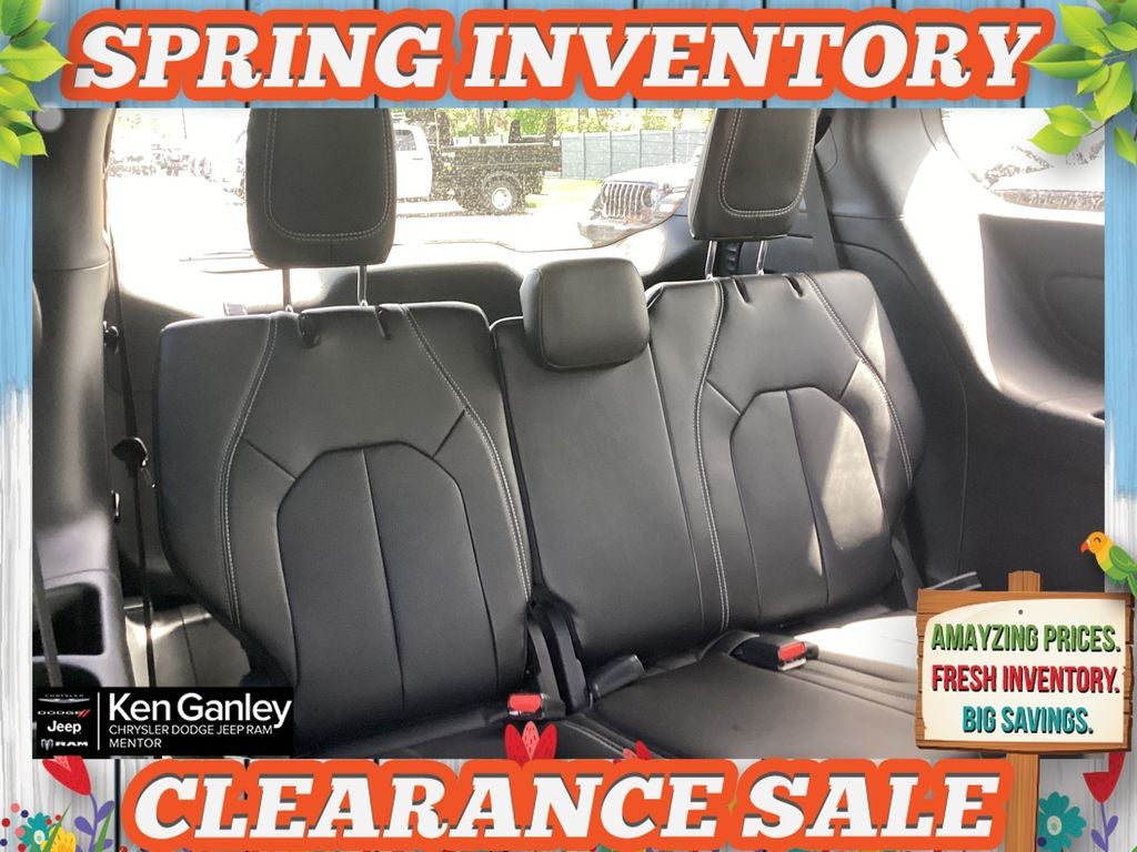 2026 Chrysler Pacifica PACIFICA SELECT AWD
