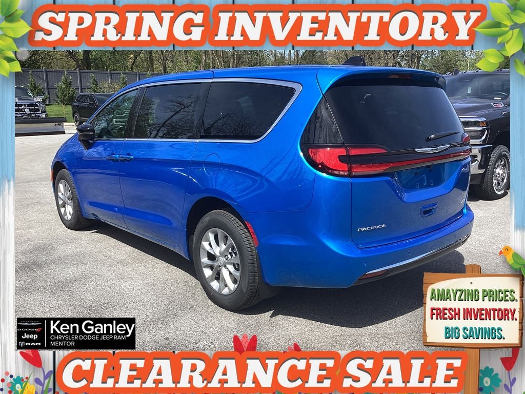 2026 Chrysler Pacifica PACIFICA SELECT AWD