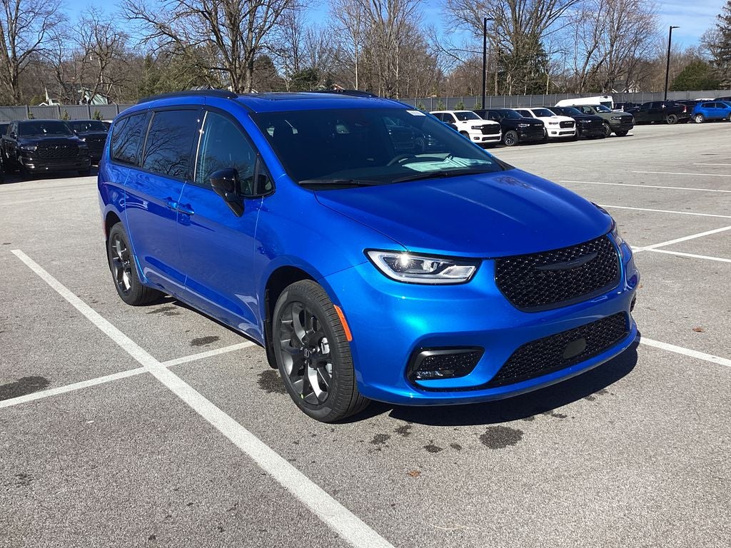 2026 Chrysler Pacifica PACIFICA SELECT AWD