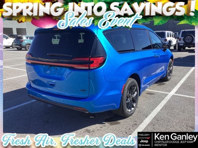 2026 Chrysler Pacifica PACIFICA SELECT AWD