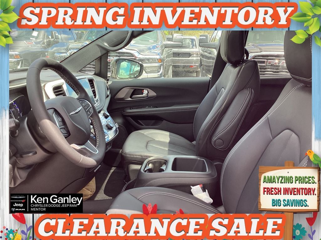 2026 Chrysler Pacifica PACIFICA SELECT AWD