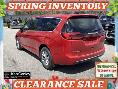 2026 Chrysler Pacifica PACIFICA SELECT AWD