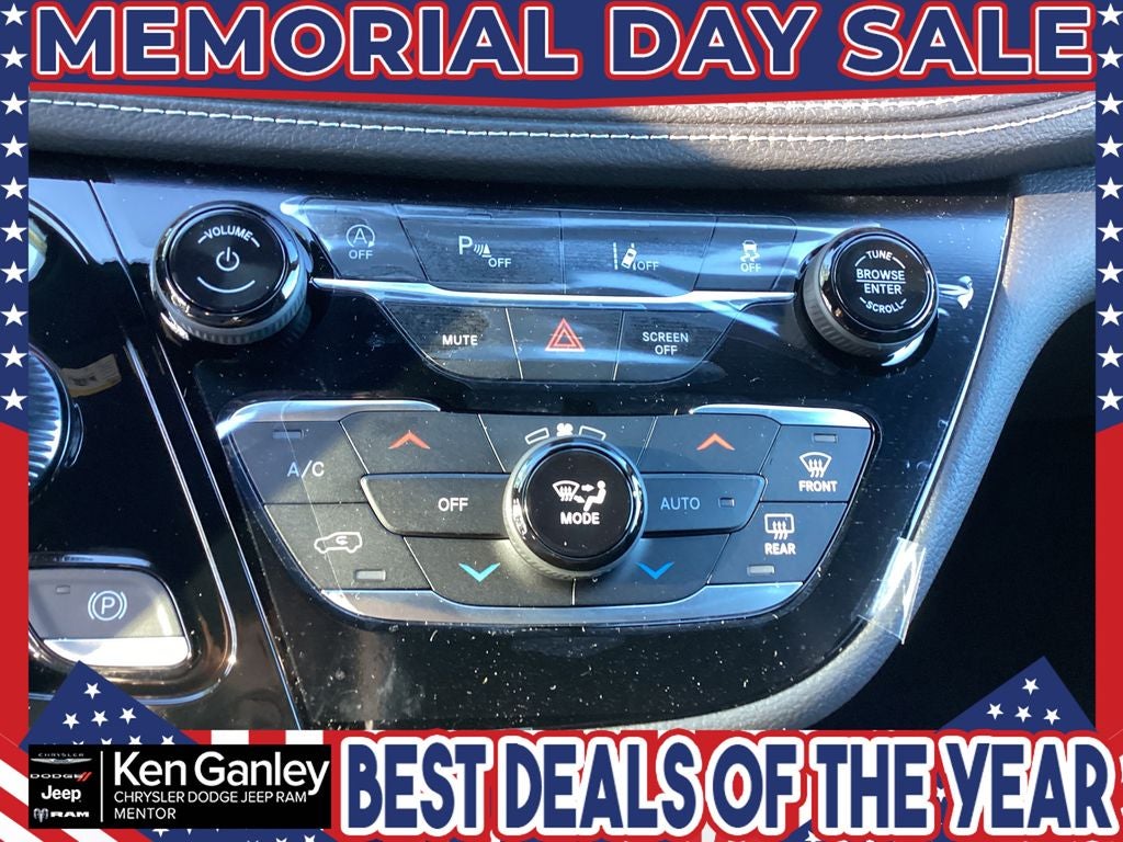 2026 Chrysler Pacifica PACIFICA SELECT AWD