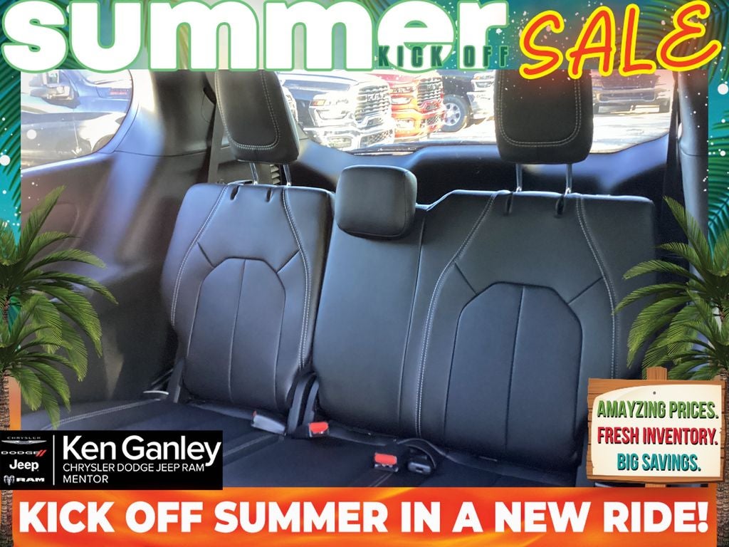 2026 Chrysler Pacifica PACIFICA SELECT AWD