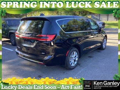 2026 Chrysler Pacifica PACIFICA SELECT AWD