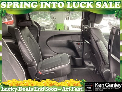 2026 Chrysler Pacifica PACIFICA LIMITED AWD