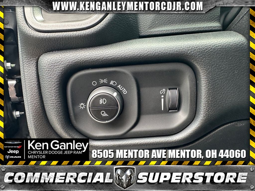 2026 RAM Ram 3500 RAM 3500 TRADESMAN CREW CAB 4X4 8' BOX