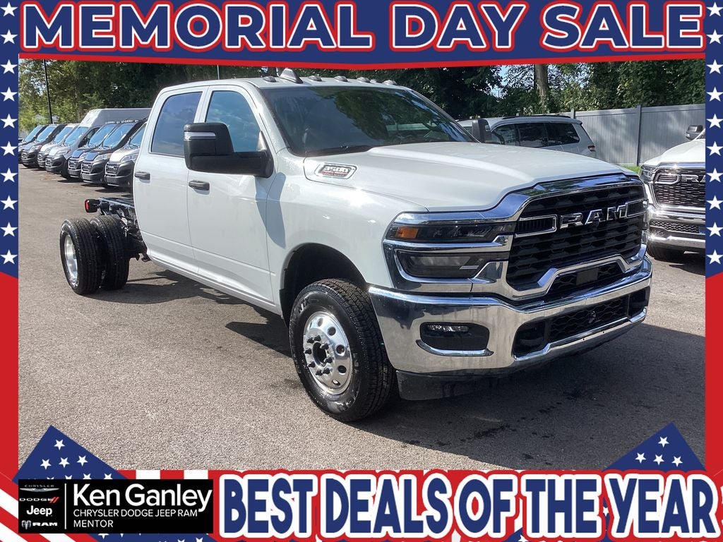 2025 RAM 3500 Chassis RAM 3500 TRADESMAN CREW CAB CHASSIS 4X4 60' CA