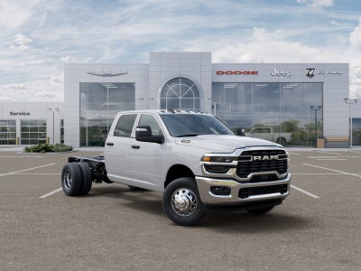 2025 RAM 3500 Chassis RAM 3500 TRADESMAN CREW CAB CHASSIS 4X4 60' CA