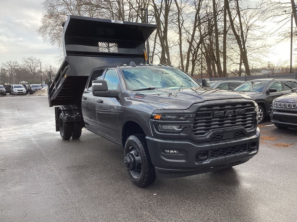 2026 RAM Ram 3500 Chassis Cab RAM 3500 TRADESMAN CREW CAB CHASSIS 4X4 60' CA