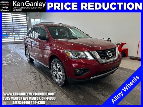 2018 Nissan Pathfinder SV