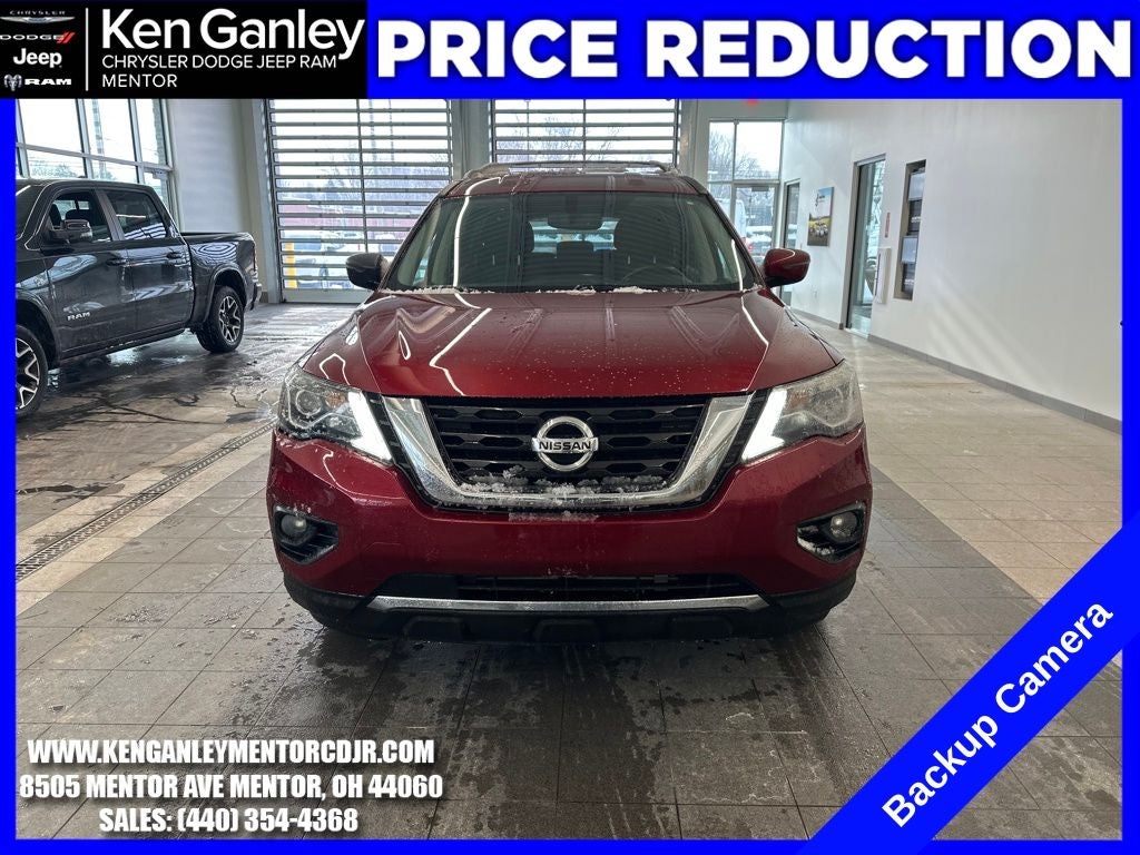 2018 Nissan Pathfinder SV
