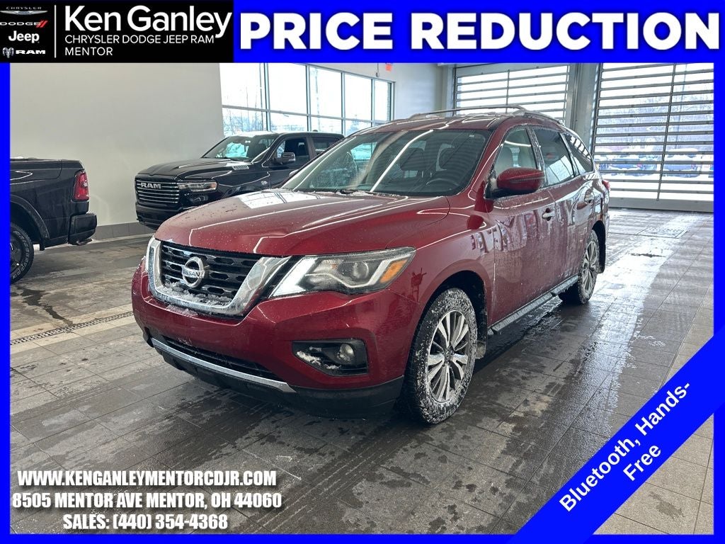 2018 Nissan Pathfinder SV