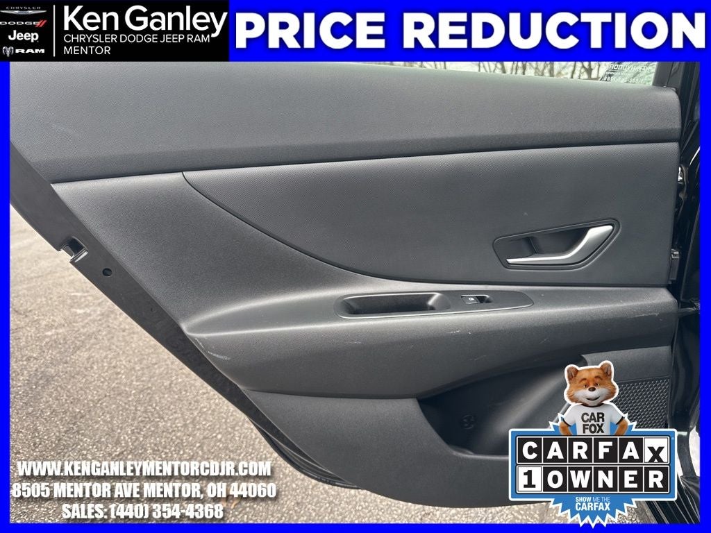 2024 Hyundai Elantra SE