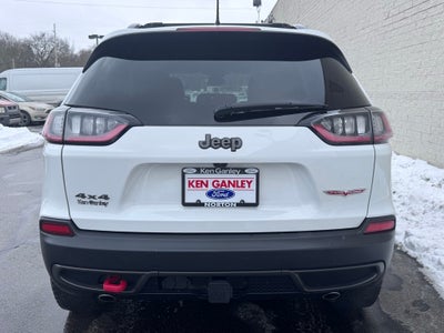 2022 Jeep Cherokee Trailhawk