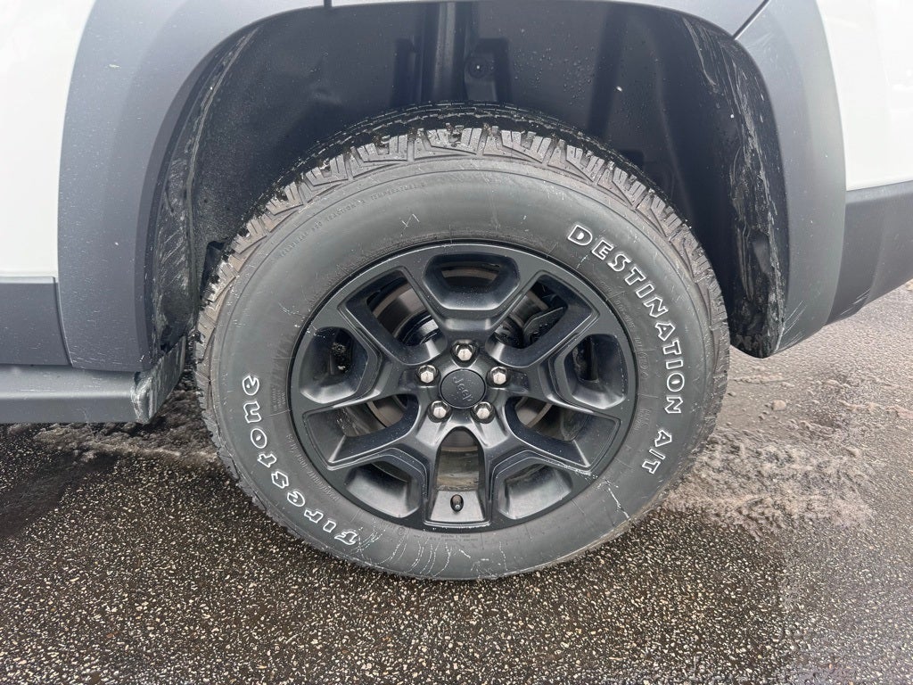 2022 Jeep Cherokee Trailhawk