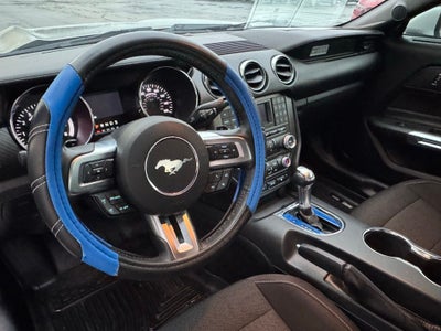 2016 Ford Mustang V6