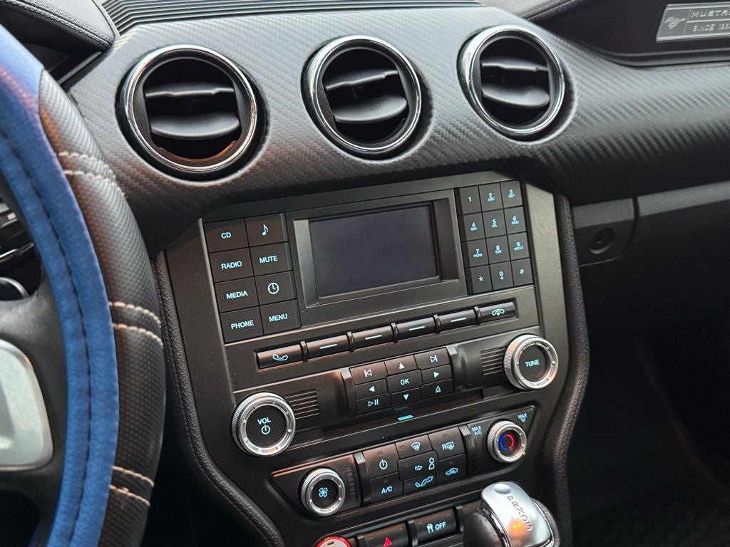 2016 Ford Mustang V6