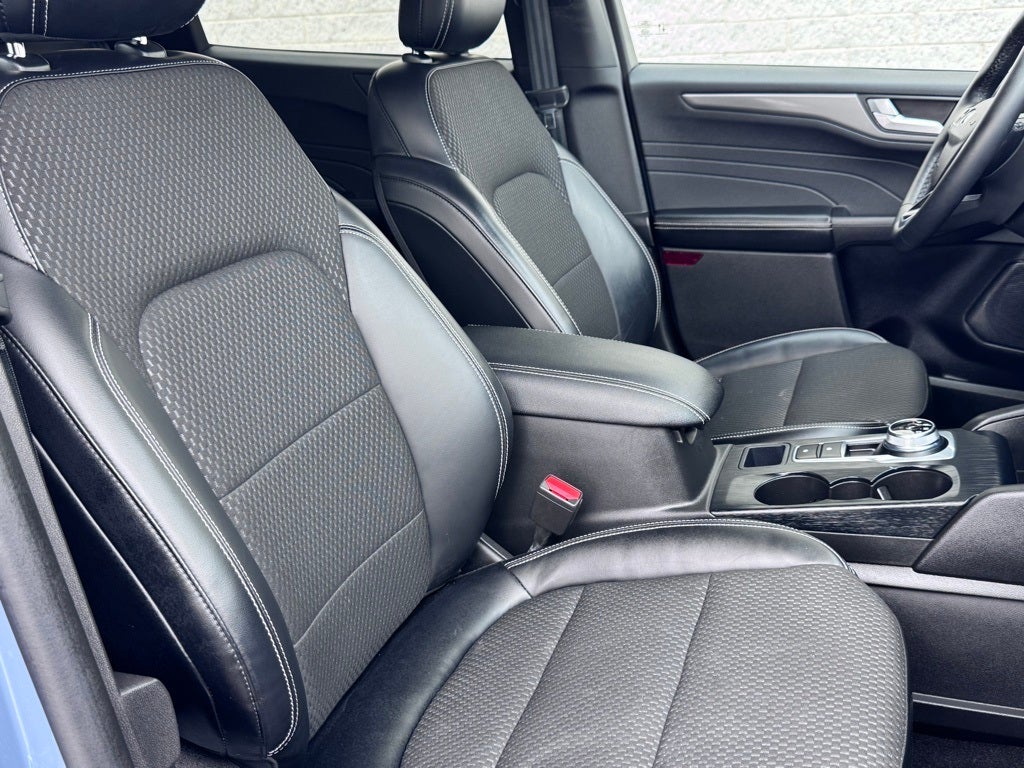 2023 Ford Escape Plug-In Hybrid Base