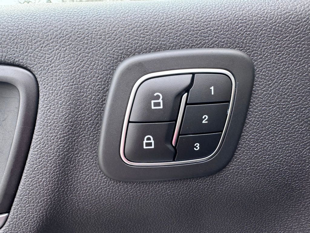 2023 Ford Escape Plug-In Hybrid Base