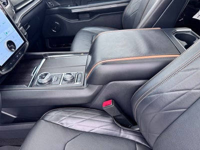 2024 Ford Expedition Platinum