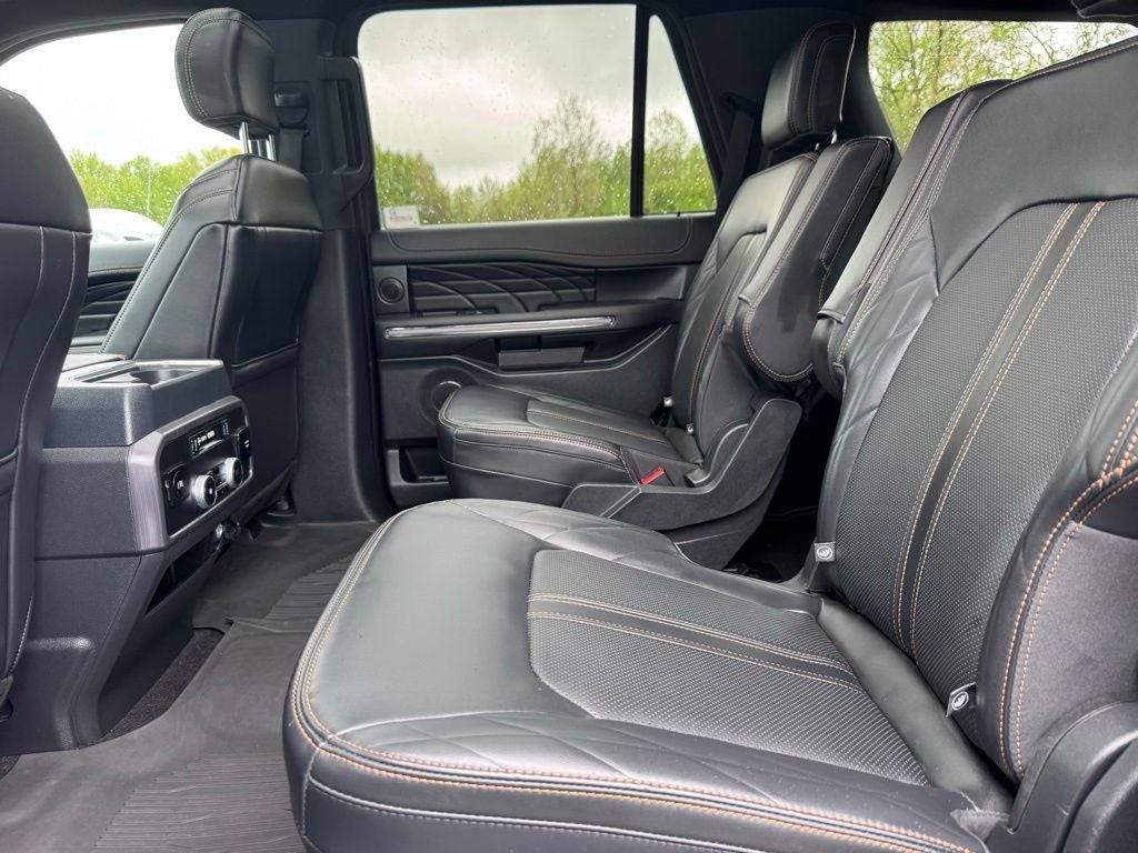 2024 Ford Expedition Platinum
