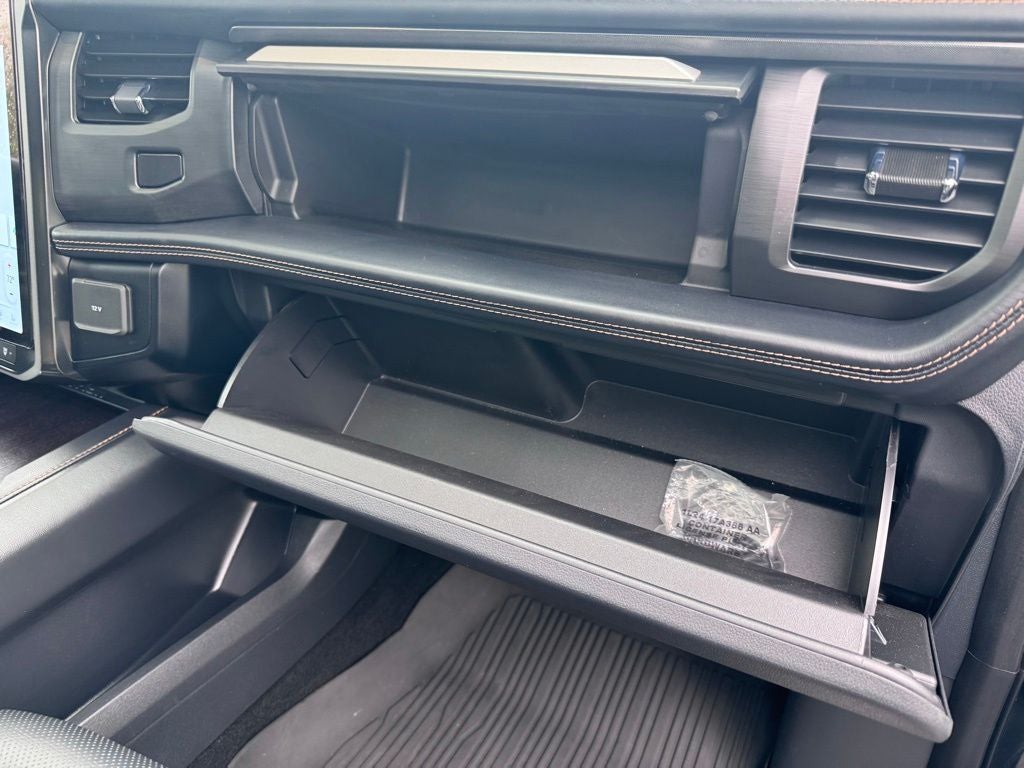 2024 Ford Expedition Platinum