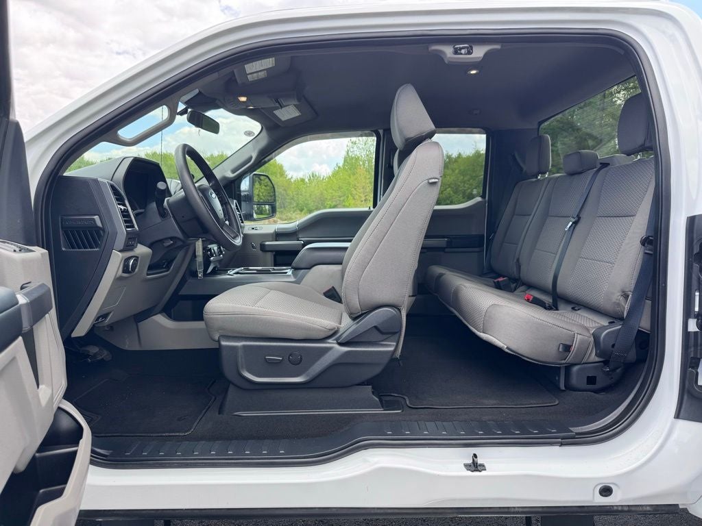 2022 Ford F-350SD XLT