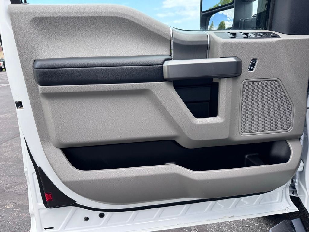 2022 Ford F-350SD XLT