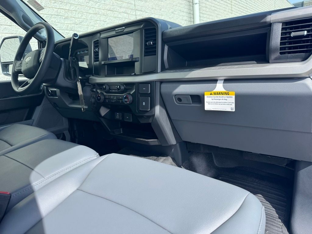 2025 Ford F-250SD XL