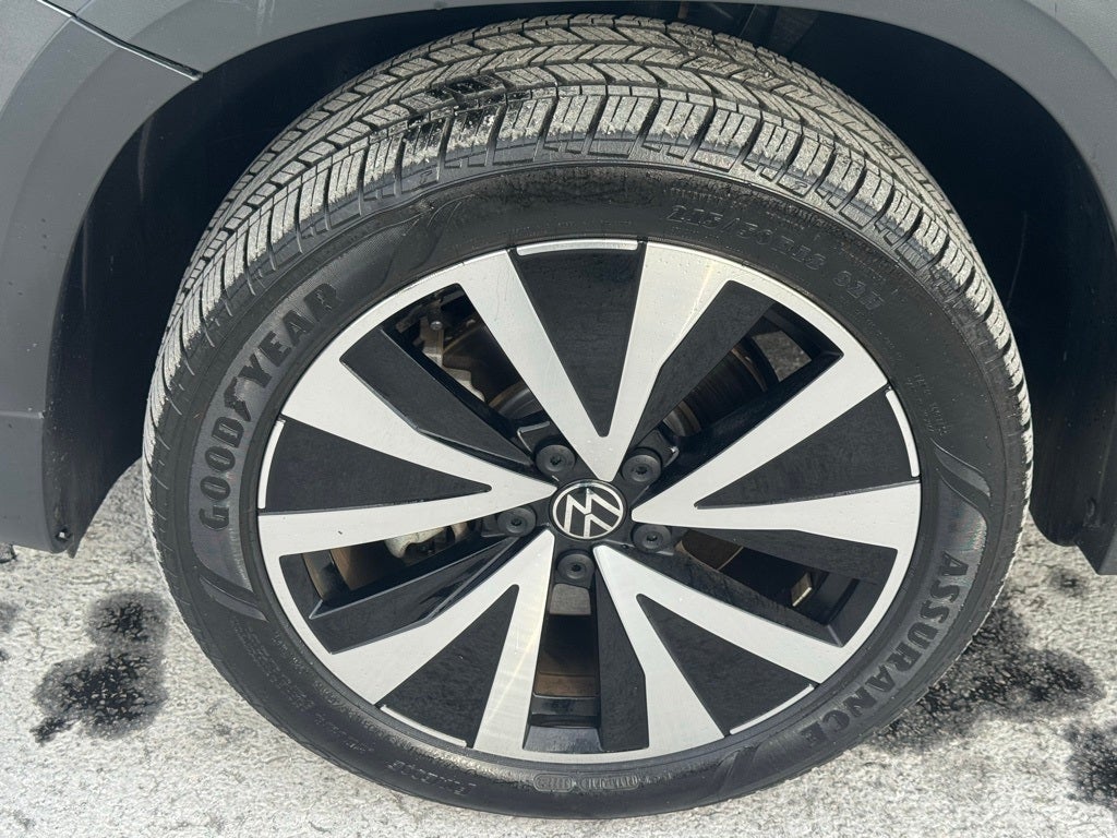2023 Volkswagen Taos 1.5T SE