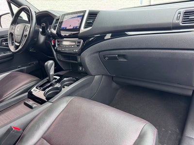 2017 Honda Ridgeline Black Edition