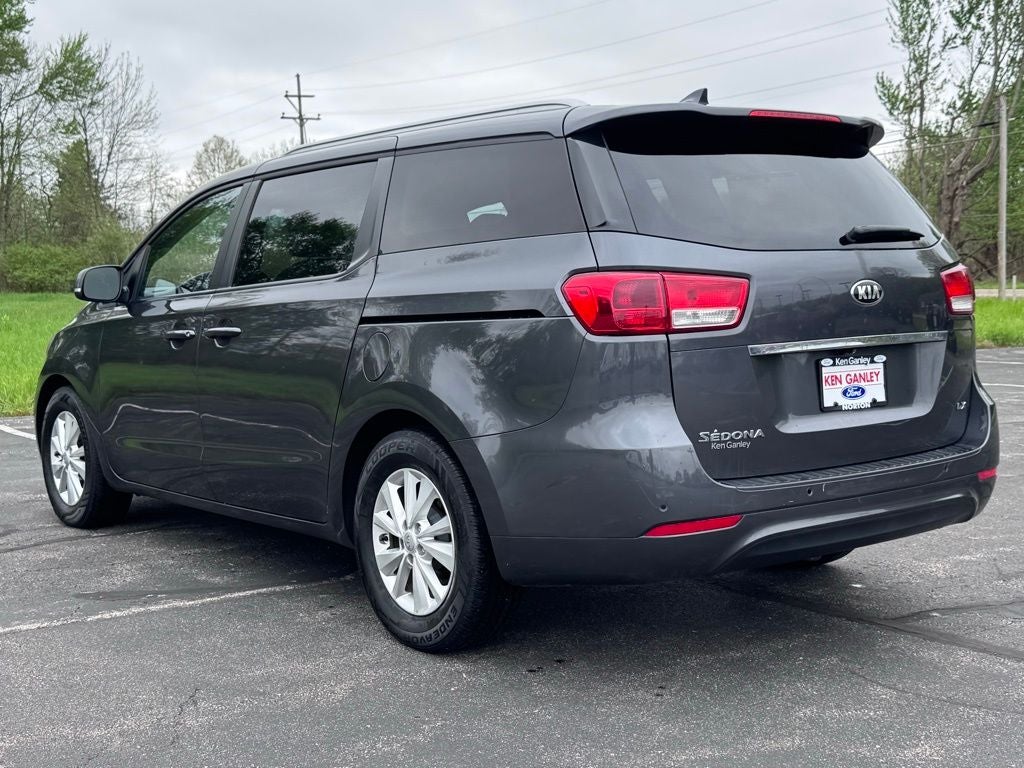 2016 Kia Sedona LX