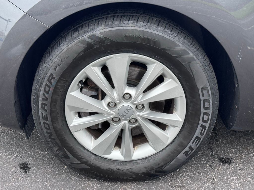 2016 Kia Sedona LX