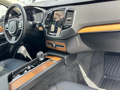 2024 Volvo XC90 Recharge Plug-In Hybrid T8 Plus Bright Theme 7 Passenger