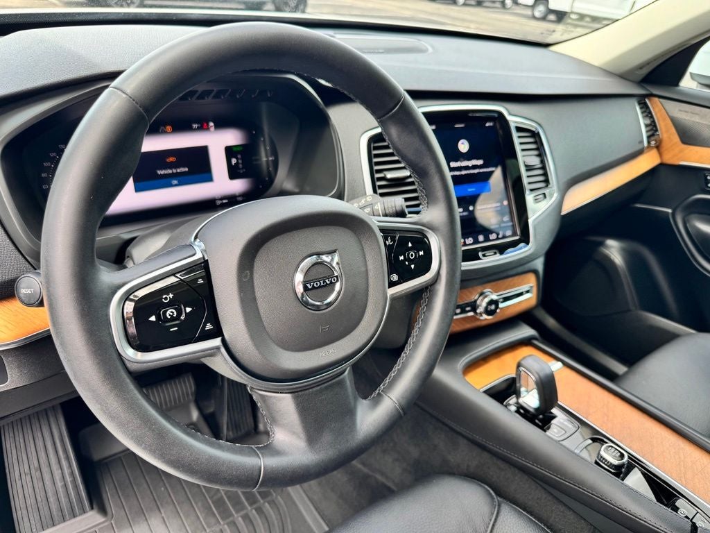 2024 Volvo XC90 Recharge Plug-In Hybrid T8 Plus Bright Theme 7 Passenger