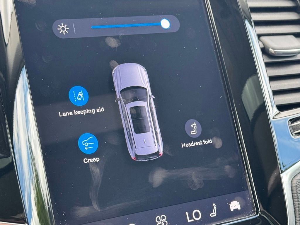 2024 Volvo XC90 Recharge Plug-In Hybrid T8 Plus Bright Theme 7 Passenger